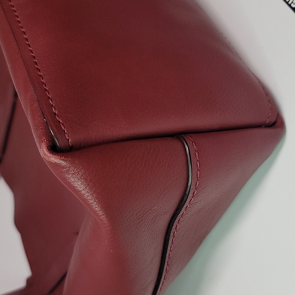 Coach Hudson Leather Large Tote - Picture 16 of 16